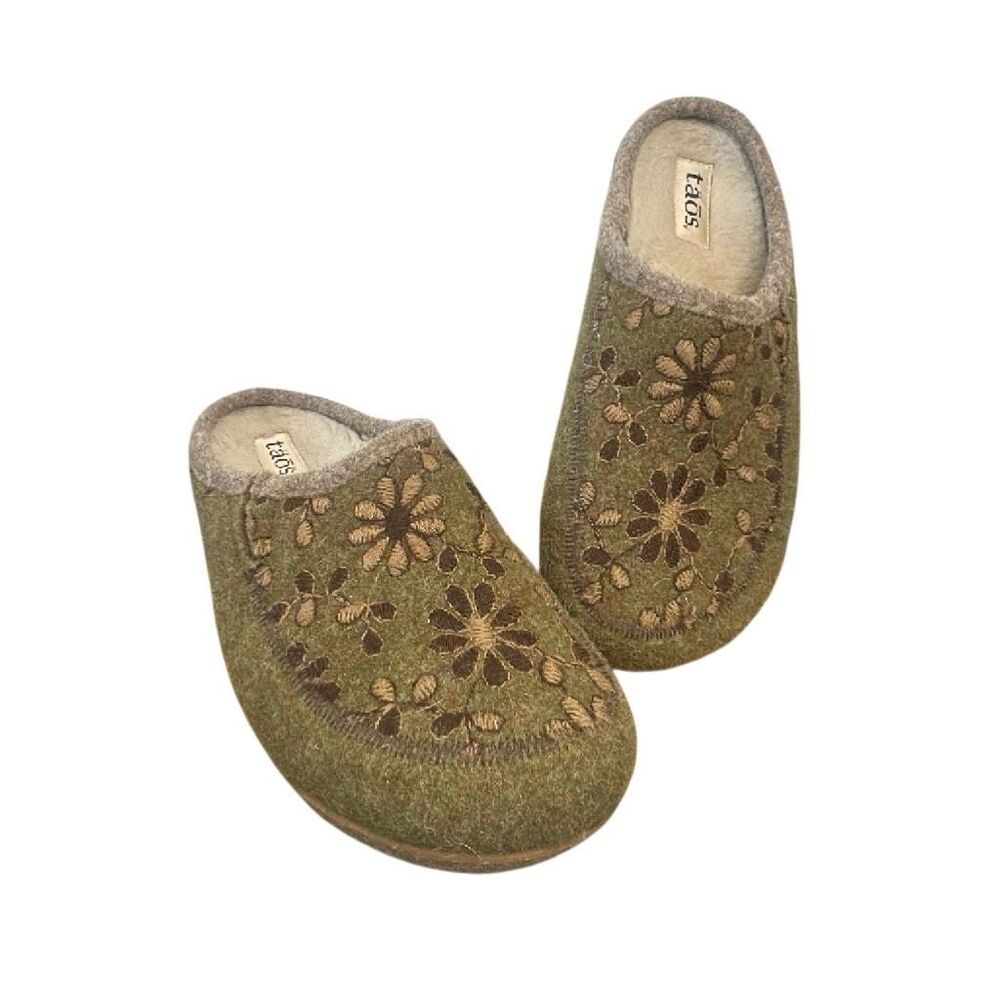 Taos Green Floral Felt Wool Spanish Slip on Clogs 11